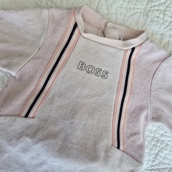 BOSS Velour Logo Footed Sleeper Footies Pajamas 6 Months - Pale Pink - Picture 3 of 9